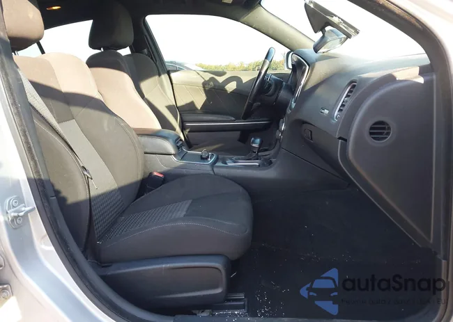 02C3CDXCT9LH24489: 43088037