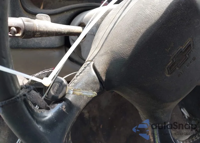 1GNEC13Z52R258372: 43089205