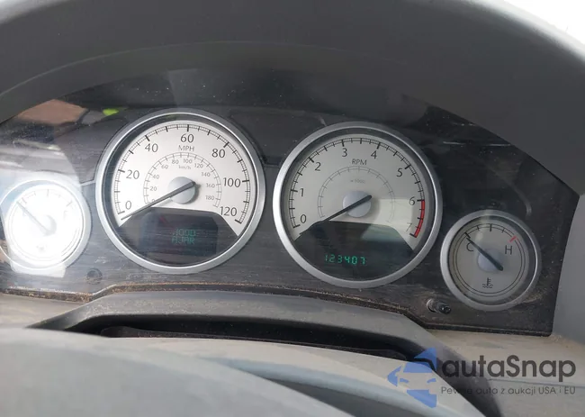 2A8HR64X49R558027: 43089385