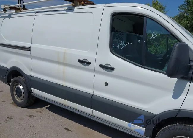 1FTYR1YM1GKB52485: 43089426