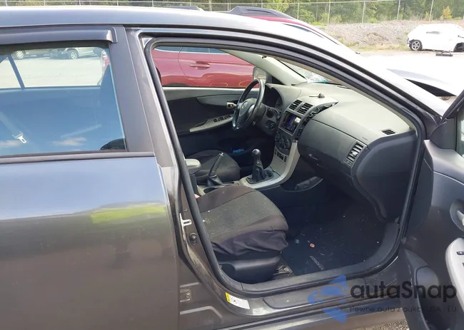 2T1BU4EE7AC478786: 43089547