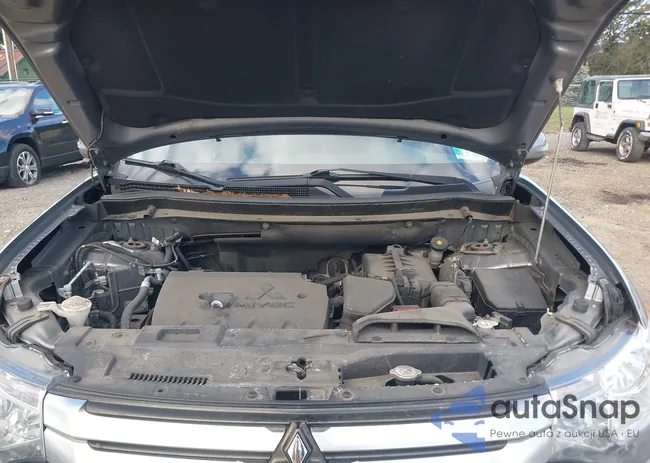 JA4AZ3A30FZ000244: 43089558