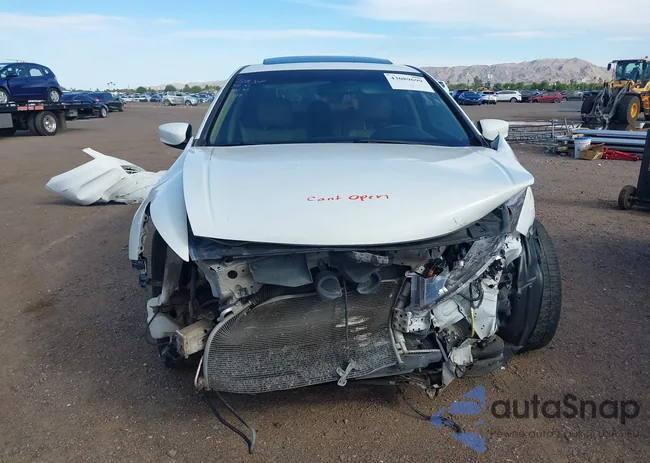 1HGCP2F81BA013579: 43089699