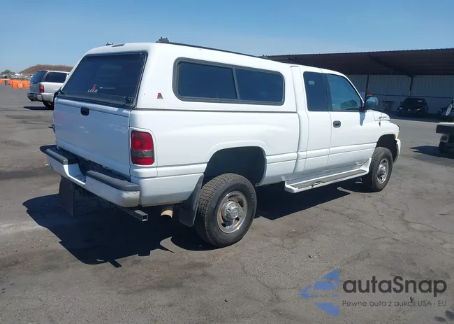 3B7KF2364XG179555: 43089709