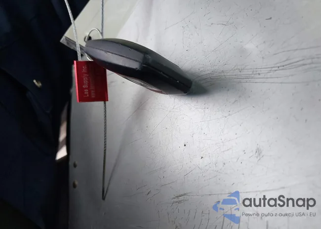 WBA4Z1C58JEC59618: 43088773