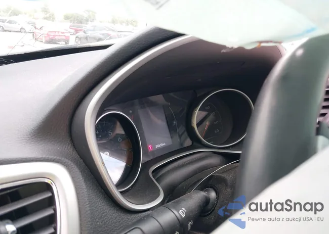 3C4NJDBB5KT813395: 43088779