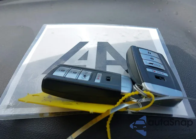 5J8YD4H31KL036733: 43088813