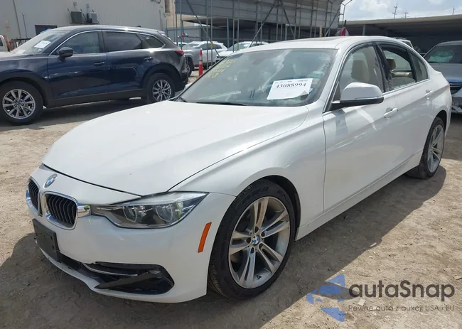 WBA8D9C56JEM32256: 43088994