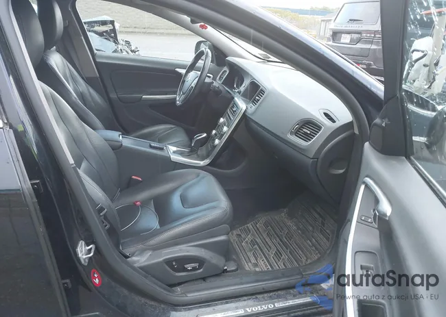 YV1612SK8G1306945: 43090151