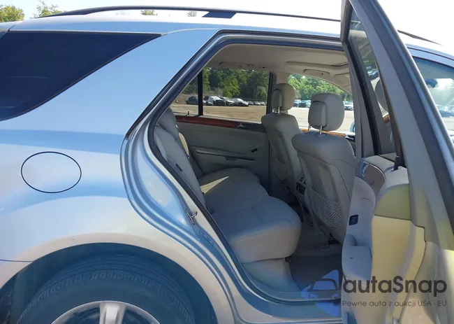 4JGBB86E78A367211: 43090267