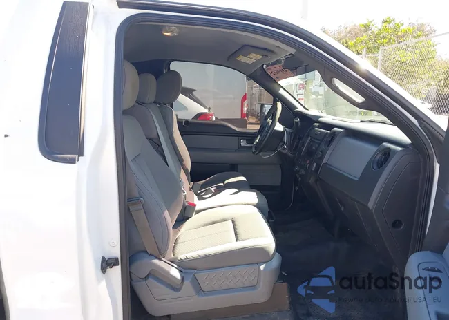 1FTNF1CF3DKF44223: 43090325