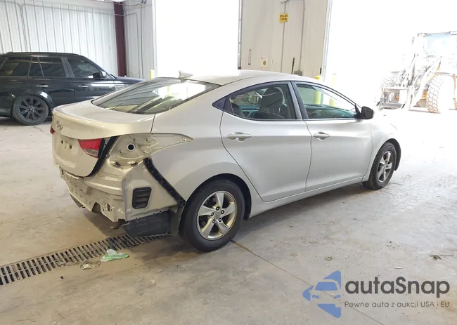 5NPDH4AE2FH563381: 43090326