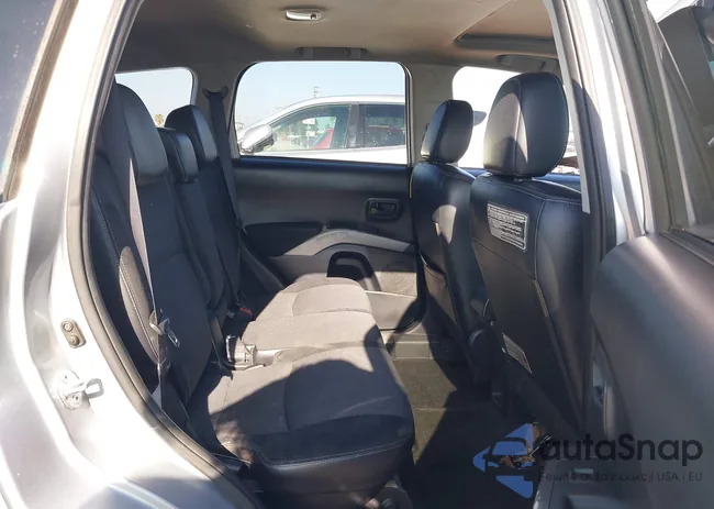 JA4LS31W88Z015780: 43090370