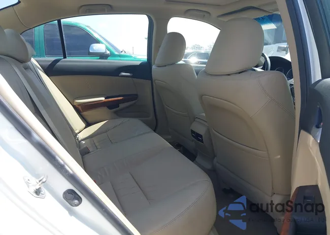 1HGCP3F87CA024898: 43090498