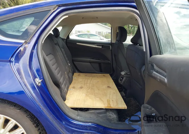 3FA6P0LU0GR332962: 43090631