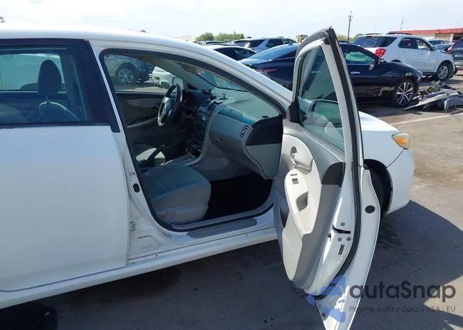 2T1BU4EE5BC547864: 43089845