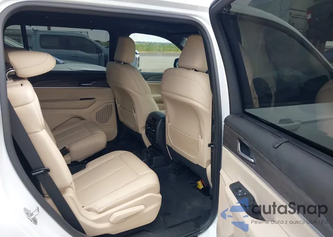 1C4RJKBG7S8696581: 43089992