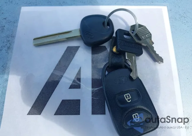 KMHCT4AE3DU447325: 43090037