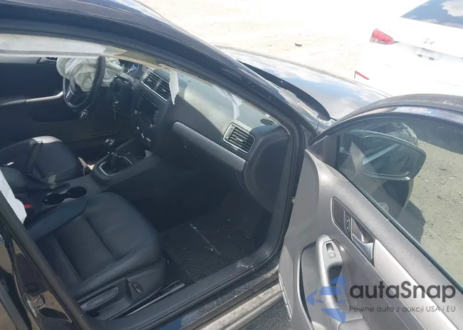 3VWBP7AJ0DM311111: 43091177