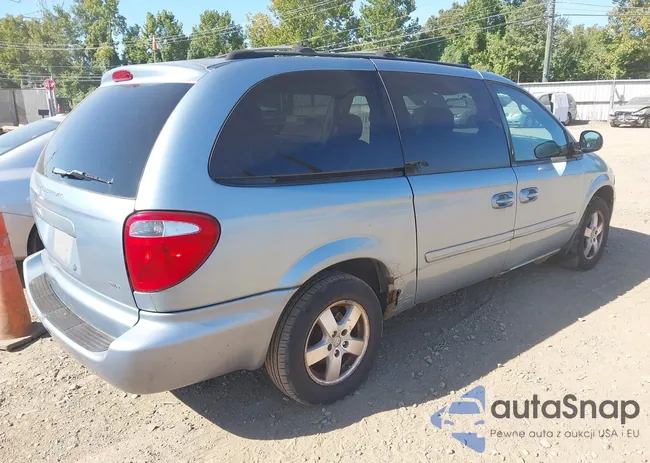 2D4GP44L65R476257: 43091218