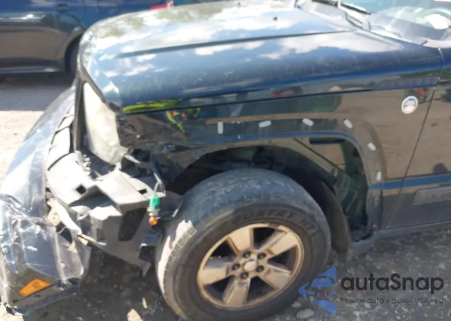 1C4PJMAK0CW186756: 43091235