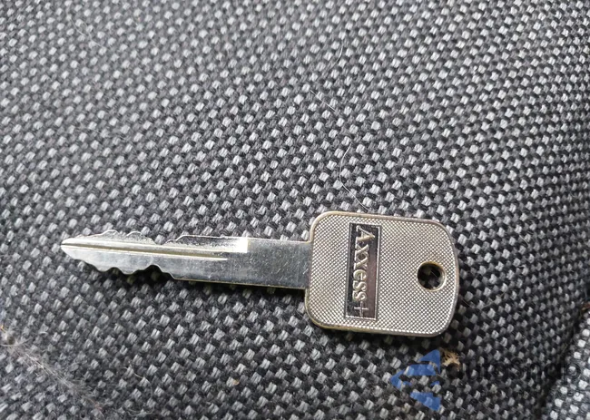 2FAFP71W43X171833: 43091353