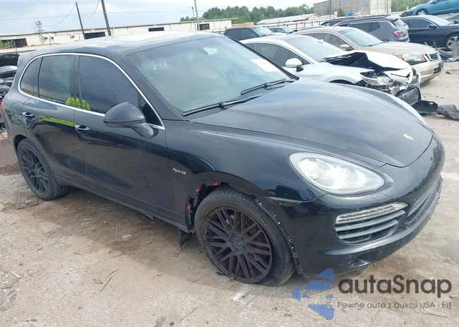 WP1AE2A25DLA14366: 43091490