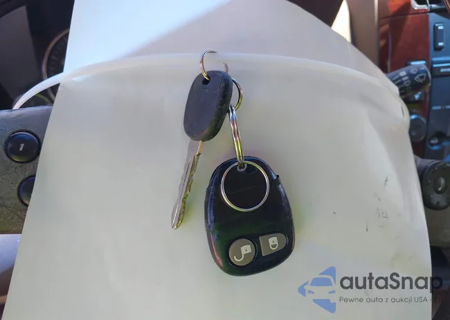 1G6DP577060100883: 43091673