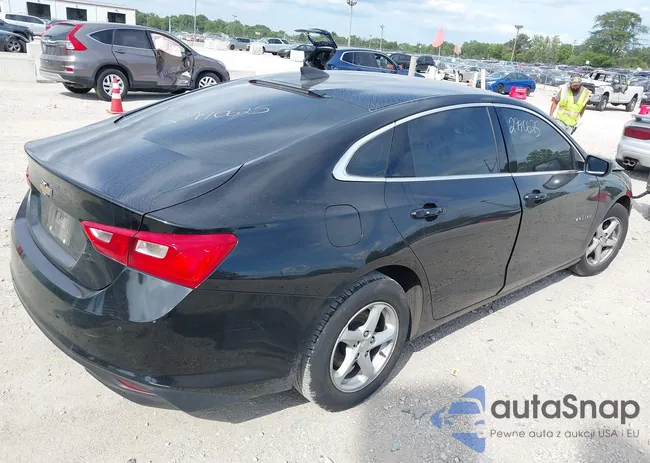 1G1ZC5ST2JF251774: 43091713