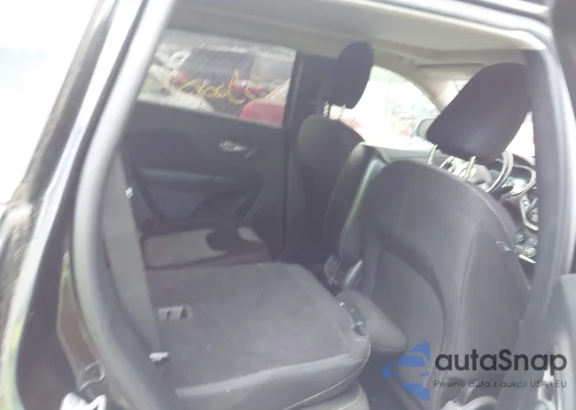 1C4PJMCS2EW121973: 43090756