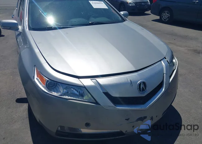 19UUA8F56BA006870: 43090955