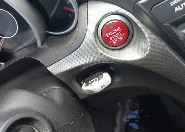 19UUA8F56BA006870: 43090955