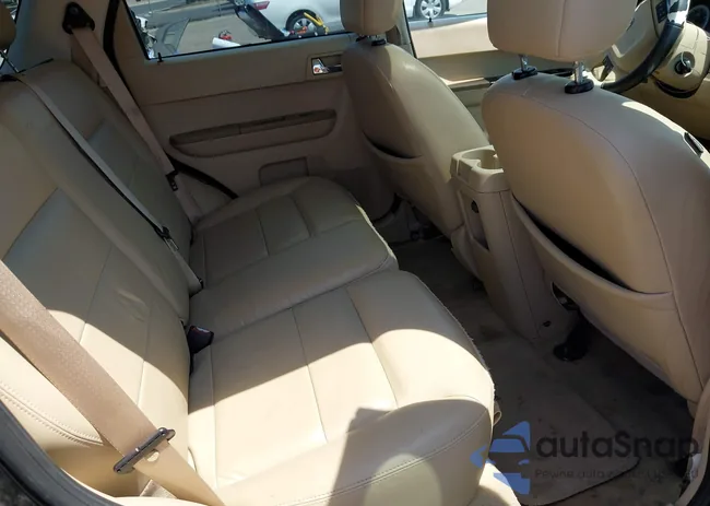 1FMCU94188KC63633: 43092277