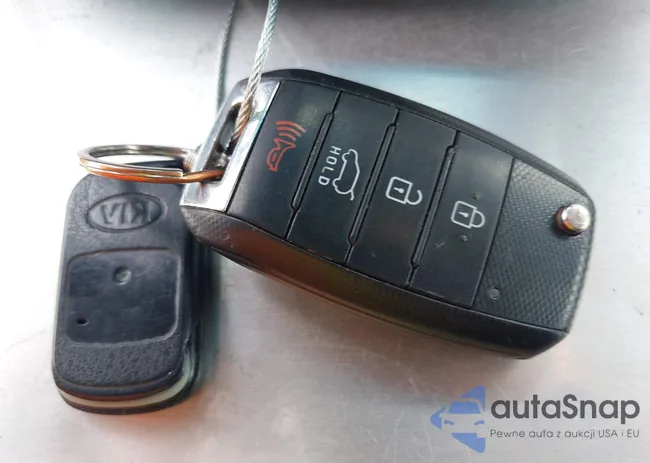 KNDJN2A29H7419498: 43092385