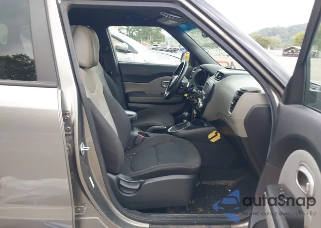 KNDJN2A29H7419498: 43092385