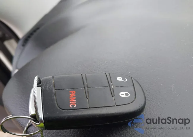 3C4PDCAB0HT621905: 43092651