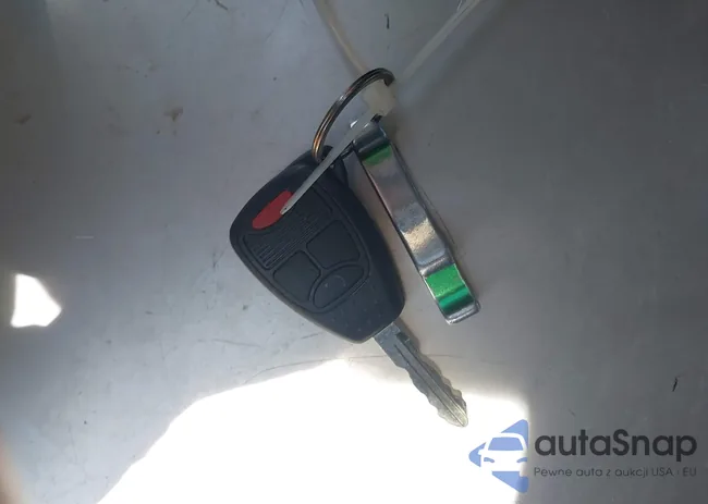 1C4NJPCB8FD401323: 43092661