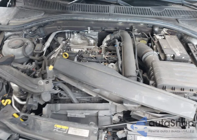 3VWC57BU3KM228448: 43091764