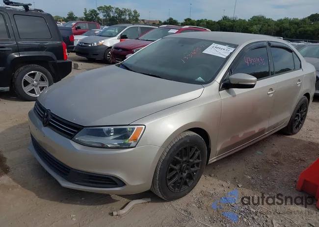 3VWD07AJ9EM276437: 43091835