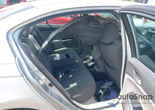 1HGCP26769A080132: 43091846