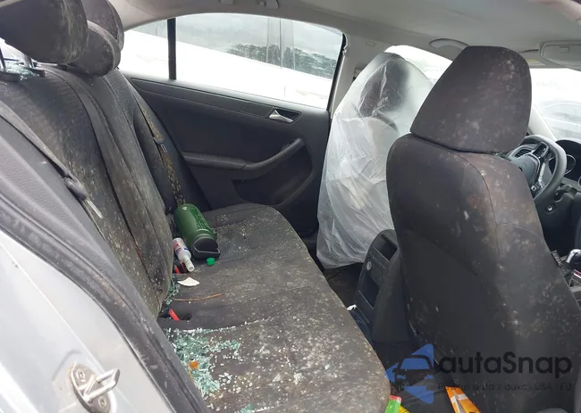 3VW2K7AJ5FM269410: 43092008