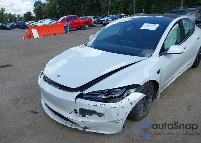 5YJ3E1EA9RF758861: 43092051