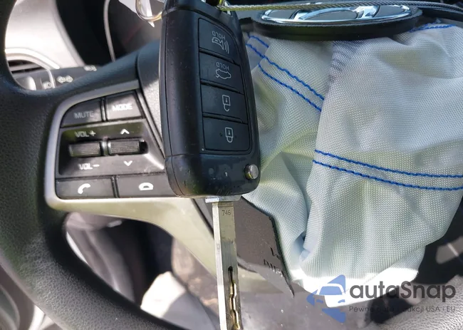 3KPC24A61LE104008: 43092072