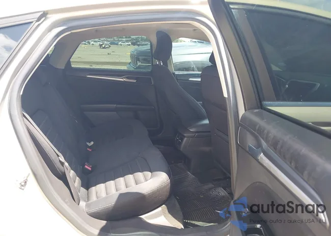 3FA6P0HD2FR288552: 43093294