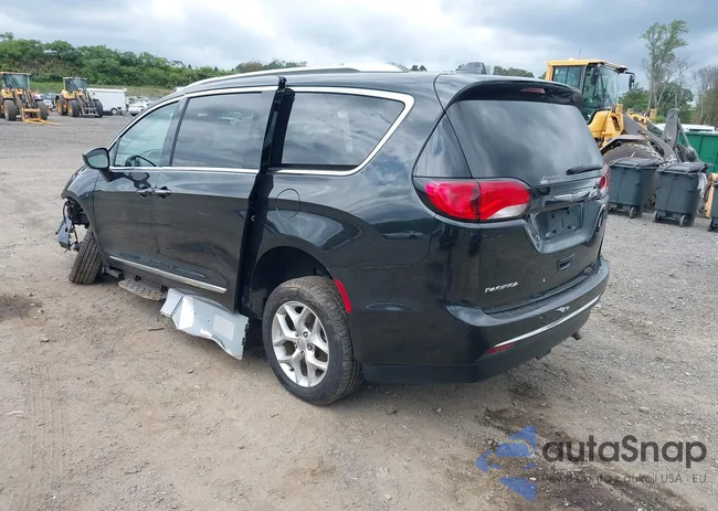 2C4RC1BG8JR314923: 43093380