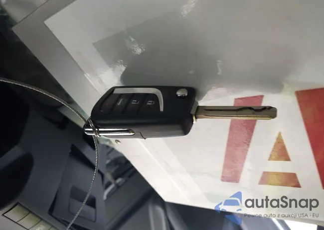 4T1G11AK4PU833946: 43093471