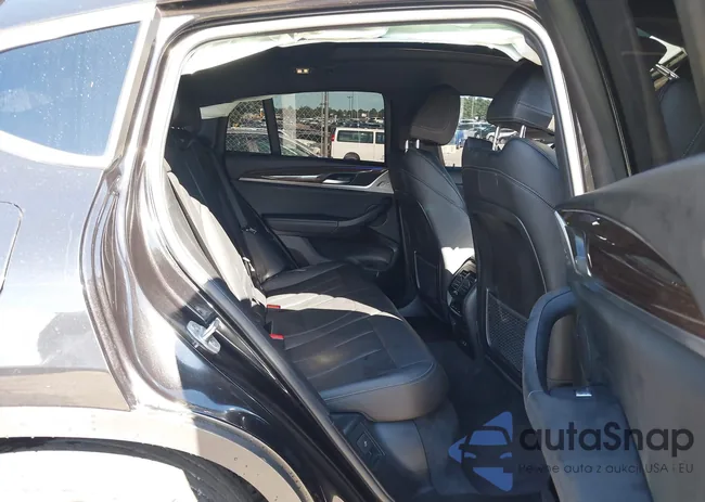 5UX33DT00R9T88295: 43093479