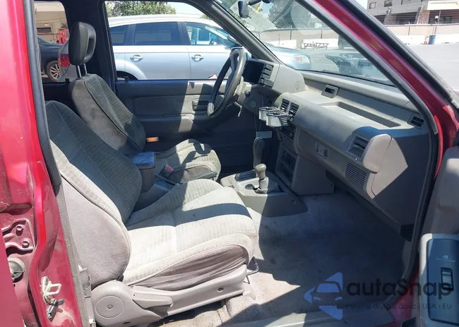 4S2CY58V6R4305841: 43093541