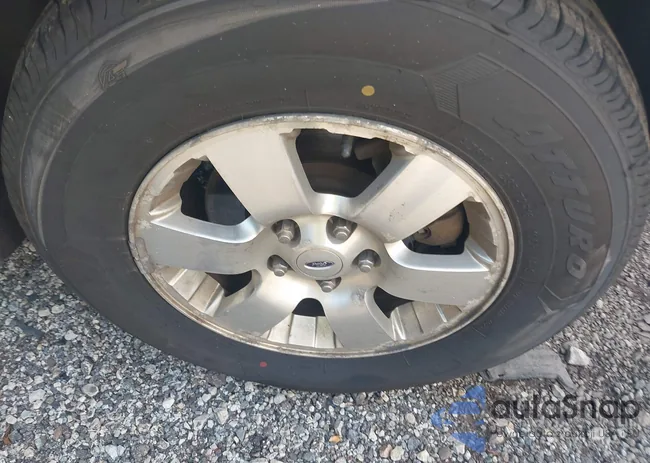 1FMCU9EG3CKC74521: 43093558