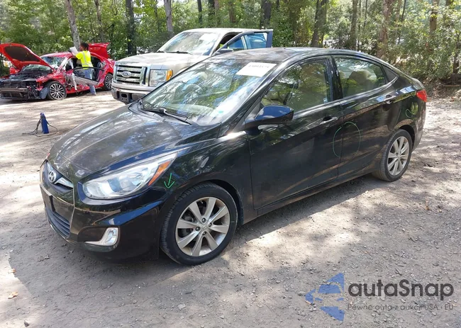 KMHCU4AE2CU078517: 43093575